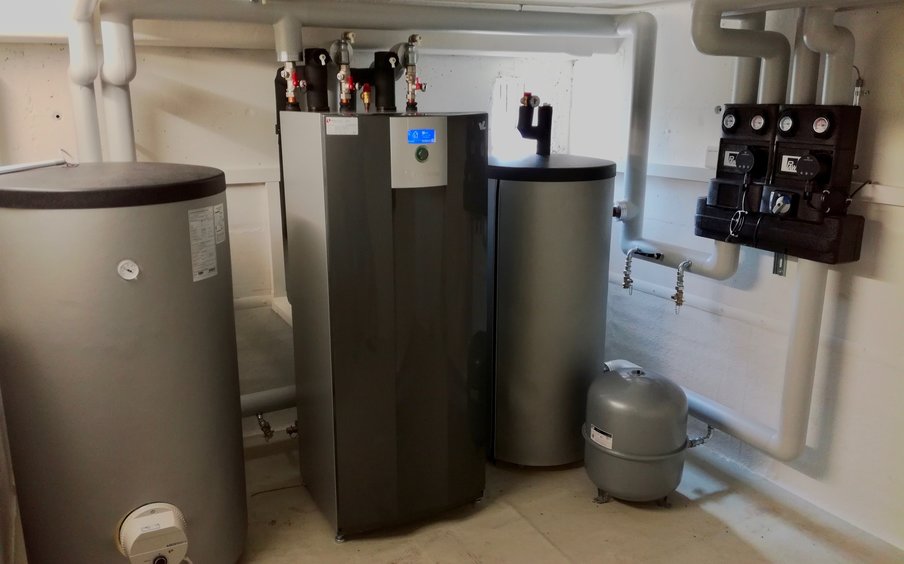 Erdsonden-Wärmepumpensystem Erdsonden-Wärmepumpensystem